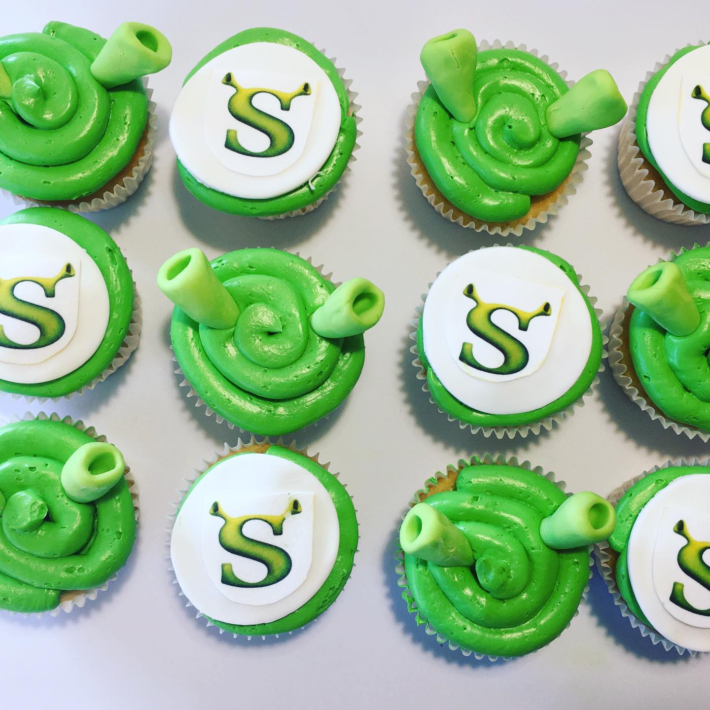 Shrek Cupcakes