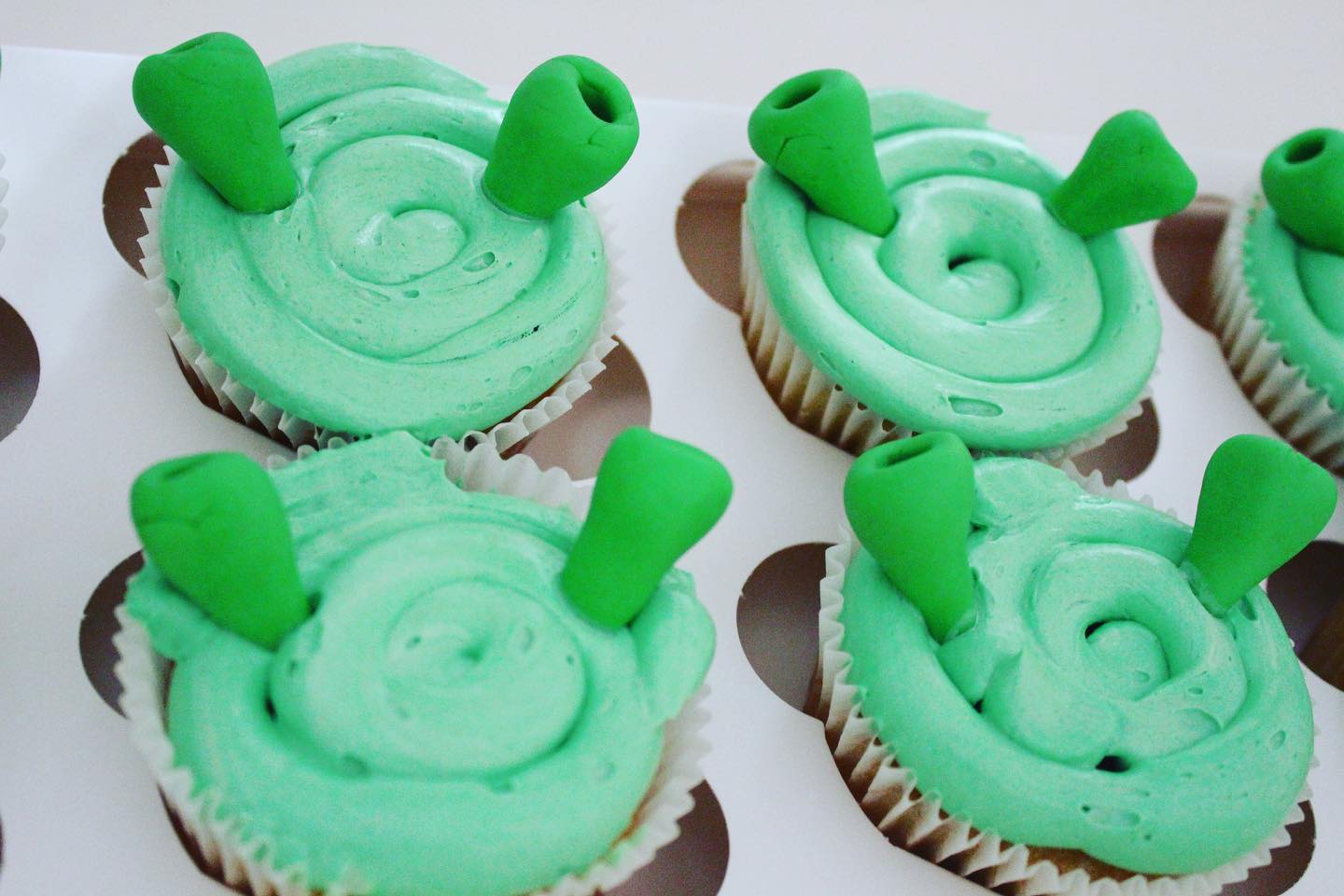 Shrek Cupcakes