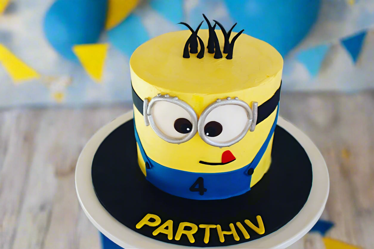 Minion Cake