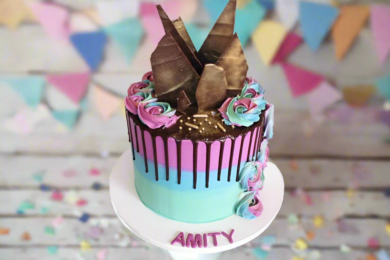 3 Tone Drip Cake