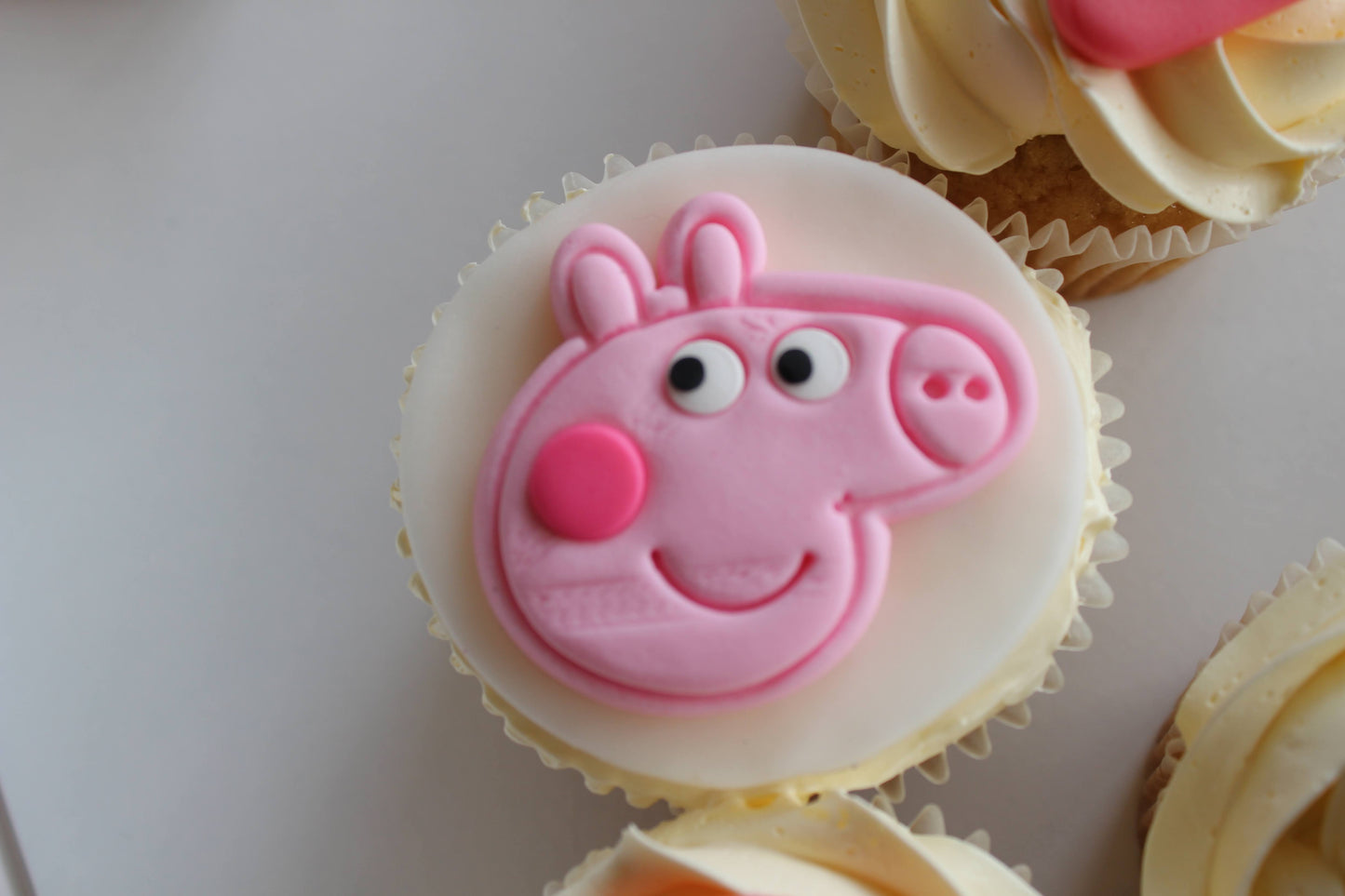 Peppa Cupcakes