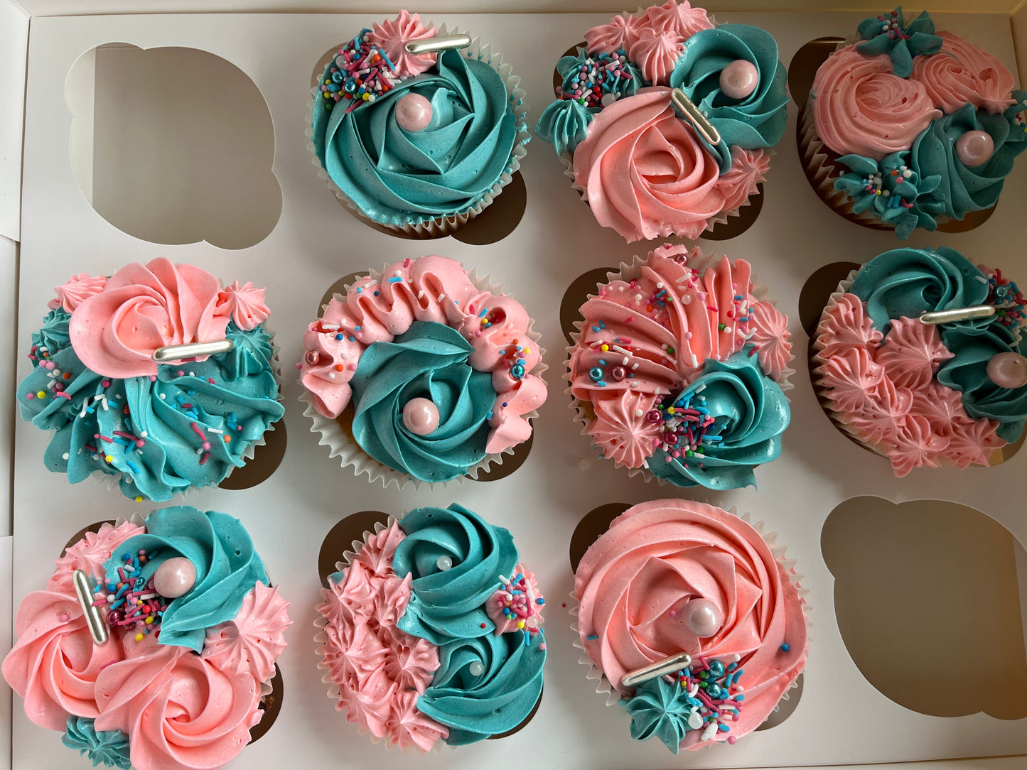Flower cupcakes